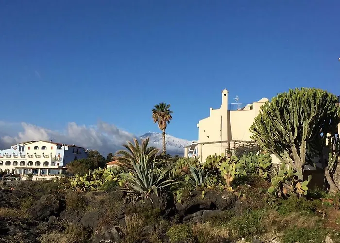 Maria * Giardini Naxos